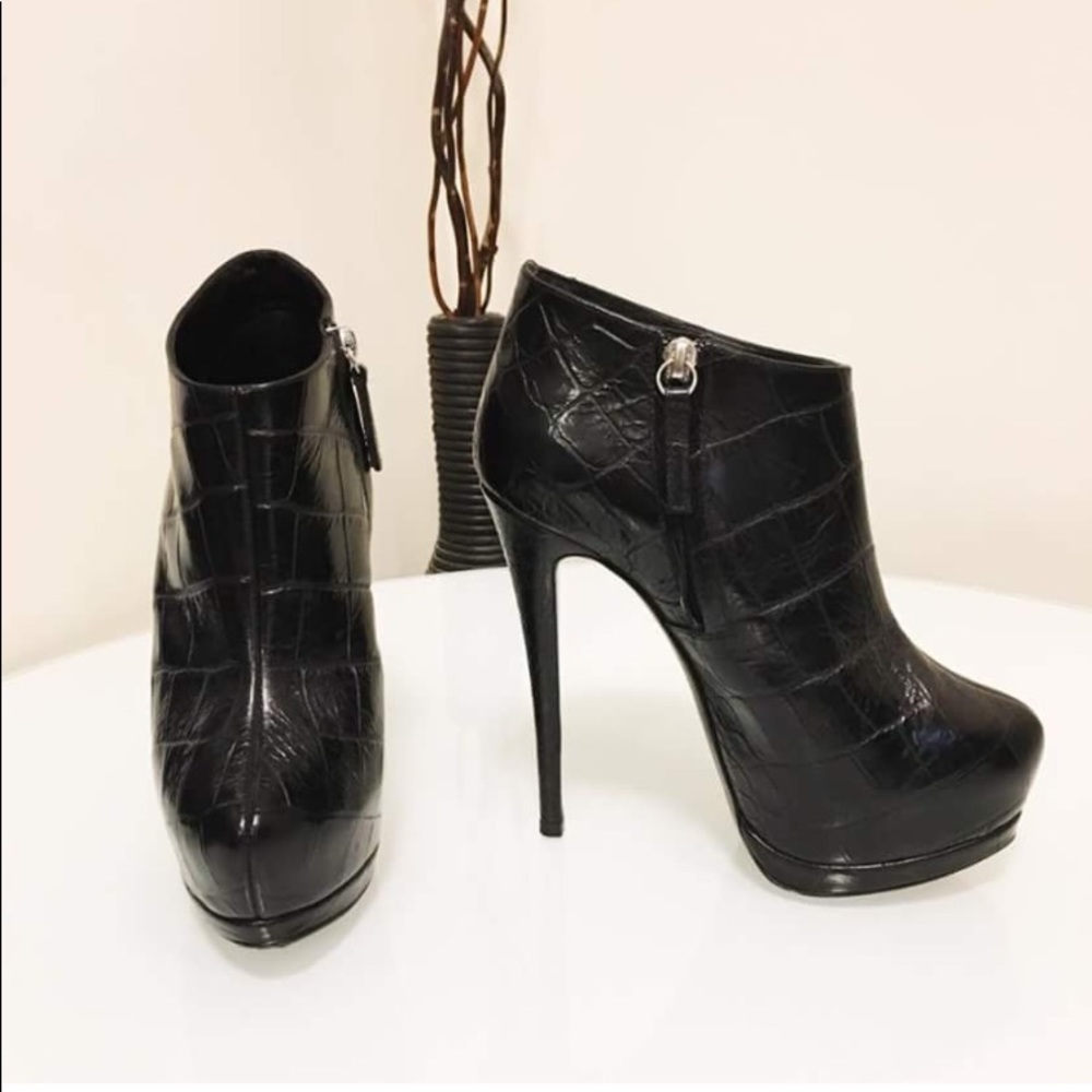 Giuseppe Zanotti platform booties 36 black
